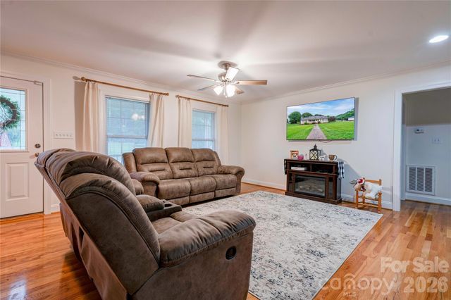 2830 Elizabeth Avenue, Shelby, NC 28150