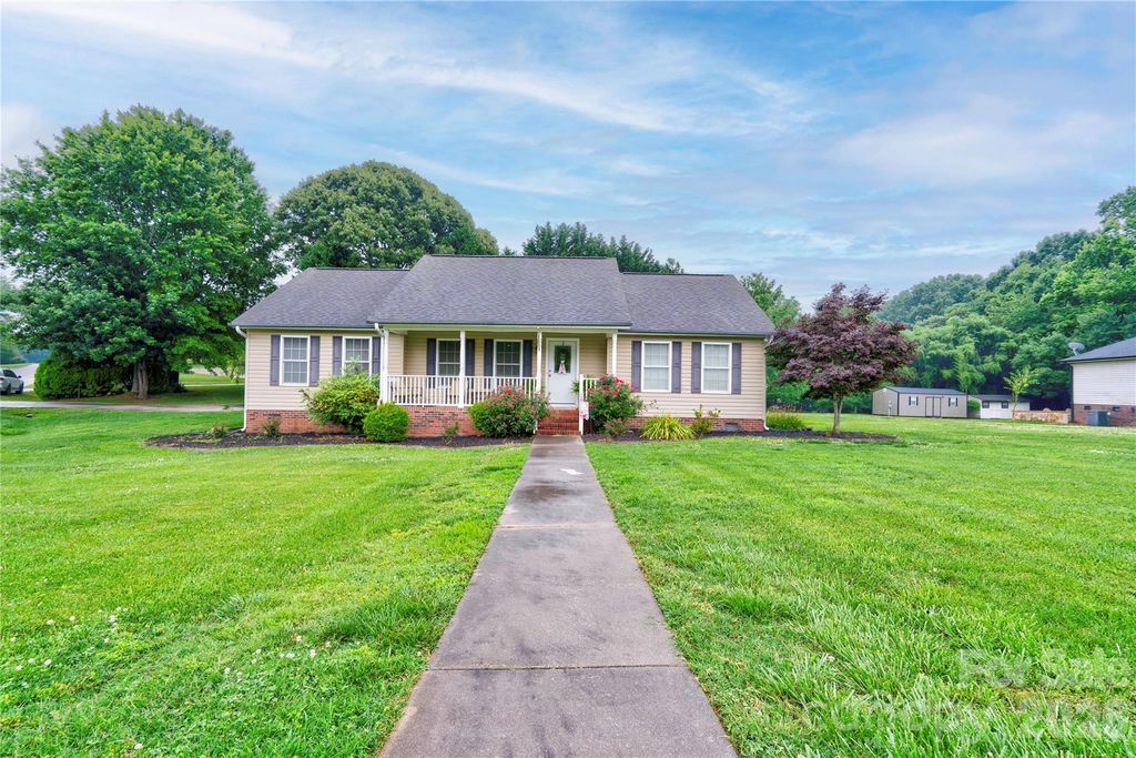 2830 Elizabeth Avenue, Shelby, NC 28150