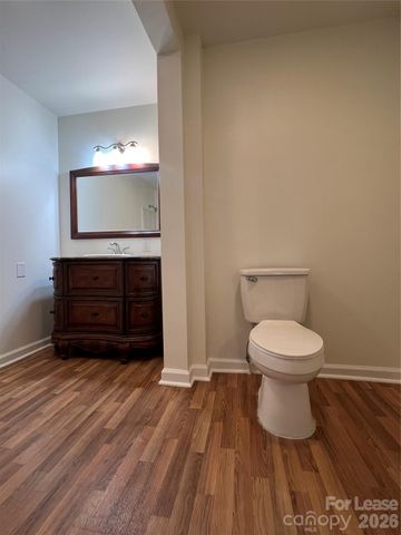 305 Briarwood Circle, Dallas, NC 28034