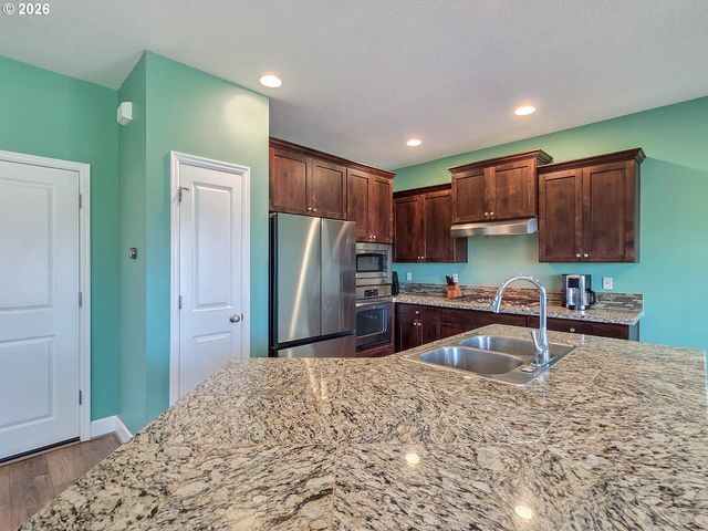 1109 STONEWALL Ave, Forest Grove, OR 97116