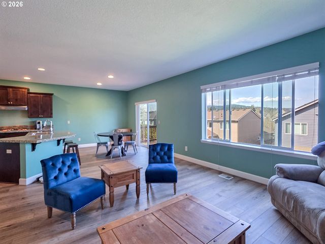 1109 STONEWALL Ave, Forest Grove, OR 97116