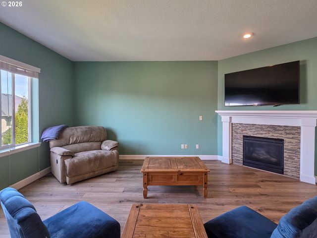 1109 STONEWALL Ave, Forest Grove, OR 97116