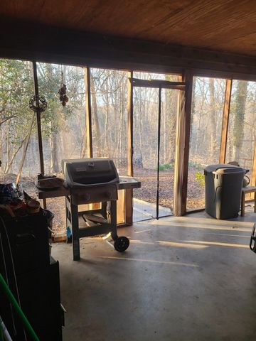 449 Haney Circle NW, Charleston, TN 37310