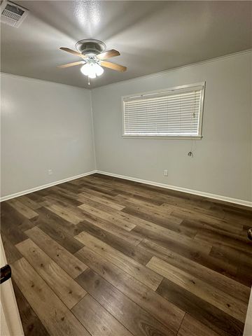 1202 Goode Drive, College Station, TX 77840