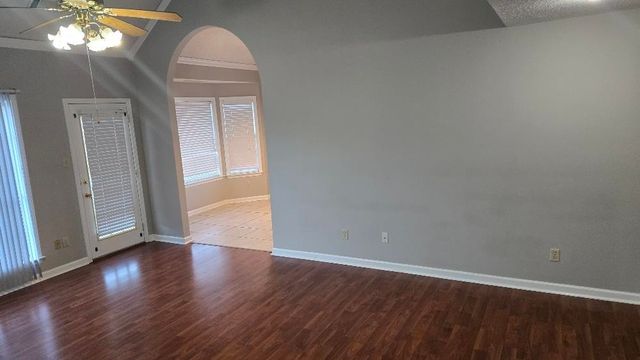 7118 KINGSLAND DR, Memphis, TN 38125