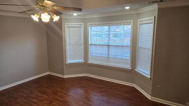 7118 KINGSLAND DR, Memphis, TN 38125