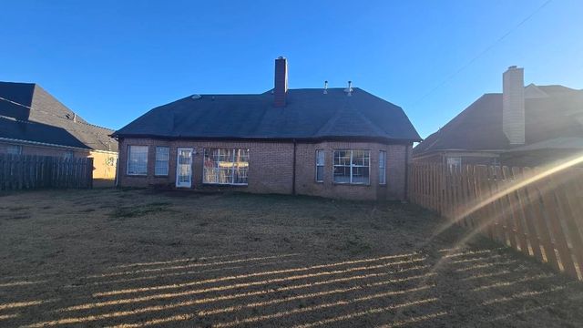 7118 KINGSLAND DR, Memphis, TN 38125