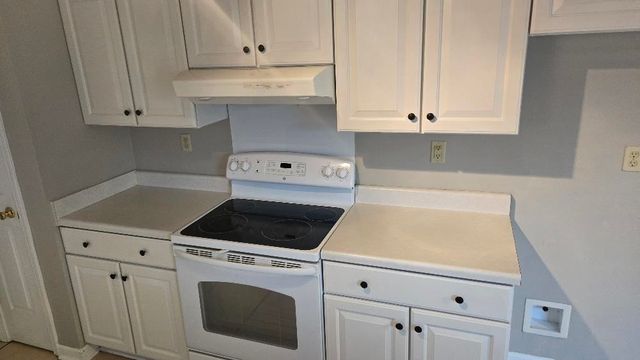 7118 KINGSLAND DR, Memphis, TN 38125