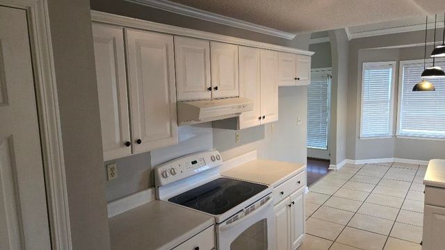 7118 KINGSLAND DR, Memphis, TN 38125