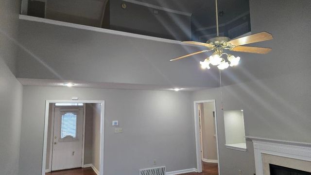 7118 KINGSLAND DR, Memphis, TN 38125