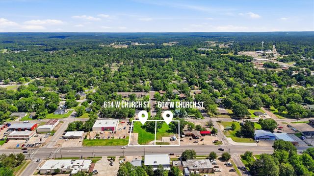 614 W Church Street, Livingston, TX 77351