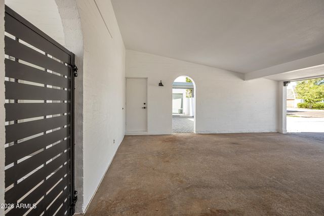 2923 S BALA Drive, Tempe, AZ 85282