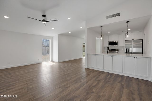 2923 S BALA Drive, Tempe, AZ 85282