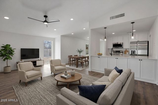 2923 S BALA Drive, Tempe, AZ 85282