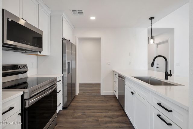 2923 S BALA Drive, Tempe, AZ 85282