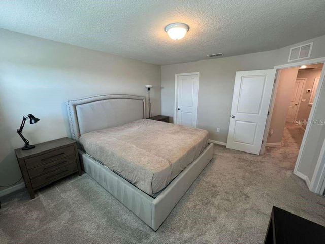 2663 MEAD AVENUE, St Cloud, FL 34771