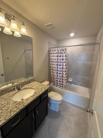 2663 MEAD AVENUE, St Cloud, FL 34771