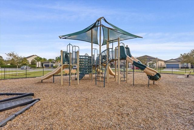 2663 MEAD AVENUE, St Cloud, FL 34771