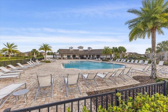 2663 MEAD AVENUE, St Cloud, FL 34771