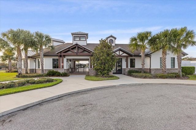 2663 MEAD AVENUE, St Cloud, FL 34771