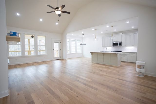 30 Merritt Drive, Bella Vista, AR 72714