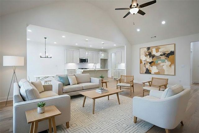 30 Merritt Drive, Bella Vista, AR 72714