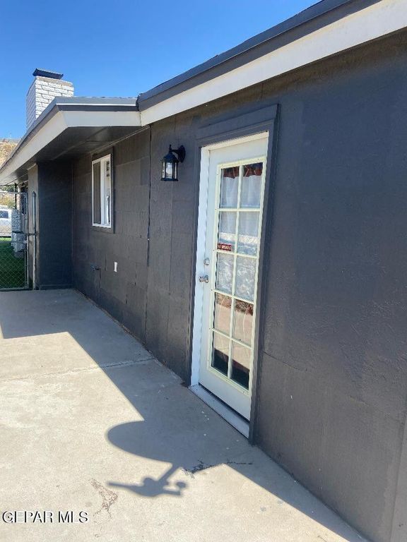 10008 ACER Avenue, El Paso, TX 79925