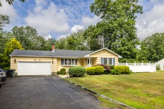 115 Plattsville Road, Bridgeport, CT 06606