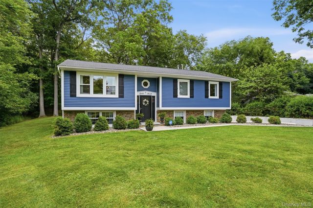 7 Gold Road, Wappingers Falls, NY 12590