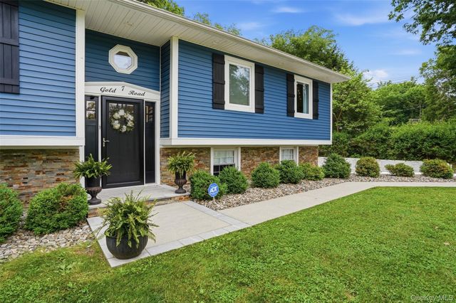 7 Gold Road, Wappingers Falls, NY 12590