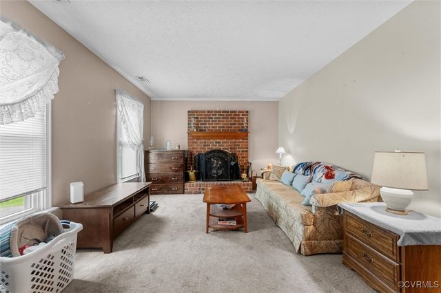 7306 Full Rack Dr, Midlothian, VA 23112