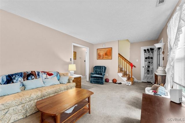 7306 Full Rack Dr, Midlothian, VA 23112