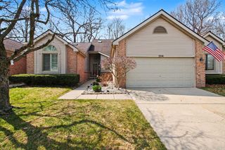 306 Pineknoll Court, Brighton City, MI 48116