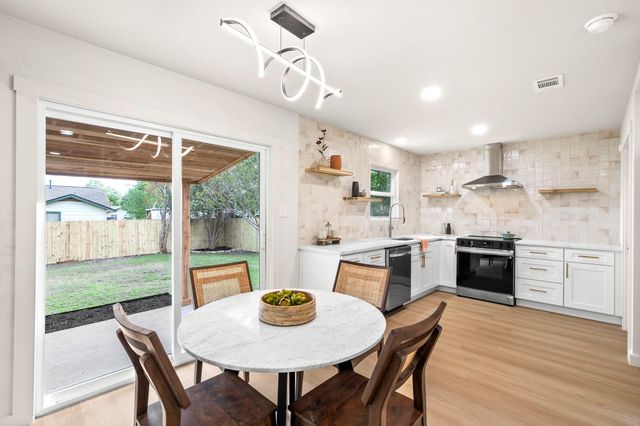 2107 Cindy LN, Austin, TX 78727