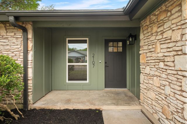 2107 Cindy LN, Austin, TX 78727