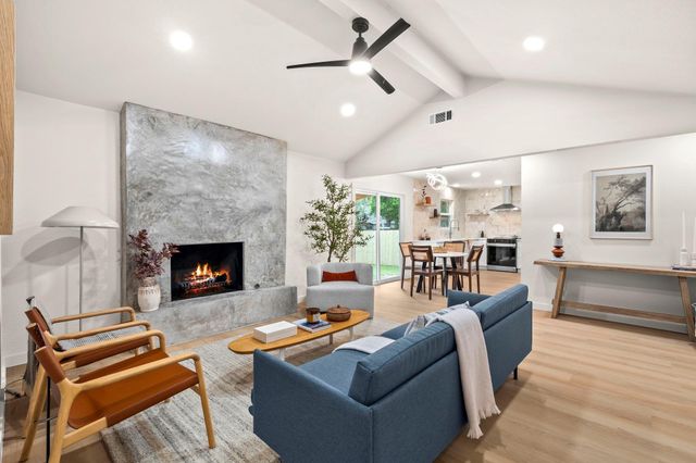 2107 Cindy LN, Austin, TX 78727