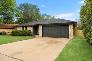 2107 Cindy LN, Austin, TX 78727