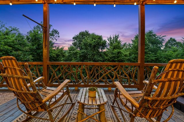98 Shalom Lane, Blue Ridge, GA 30513