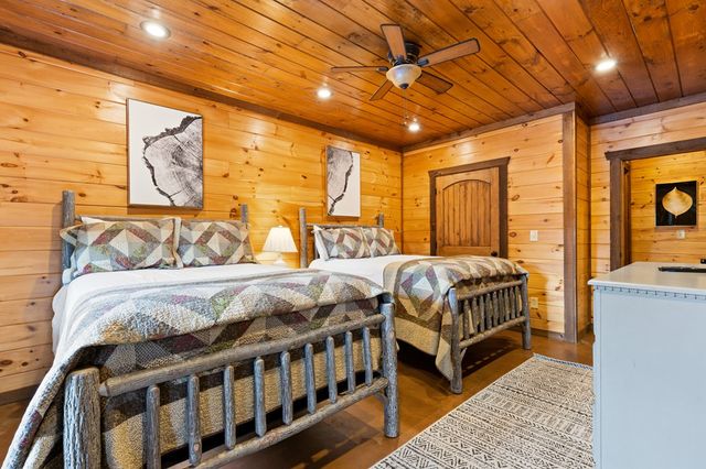 98 Shalom Lane, Blue Ridge, GA 30513