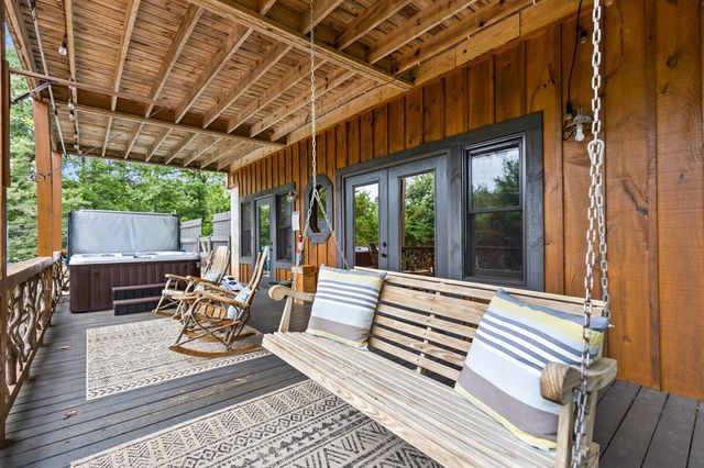 98 Shalom Lane, Blue Ridge, GA 30513