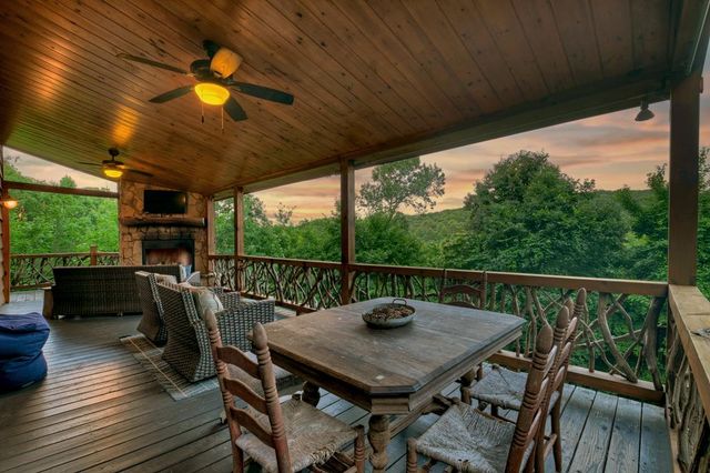 98 Shalom Lane, Blue Ridge, GA 30513