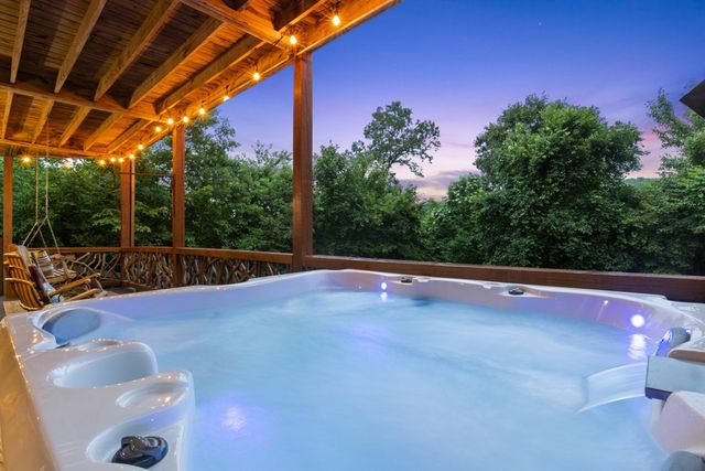 98 Shalom Lane, Blue Ridge, GA 30513