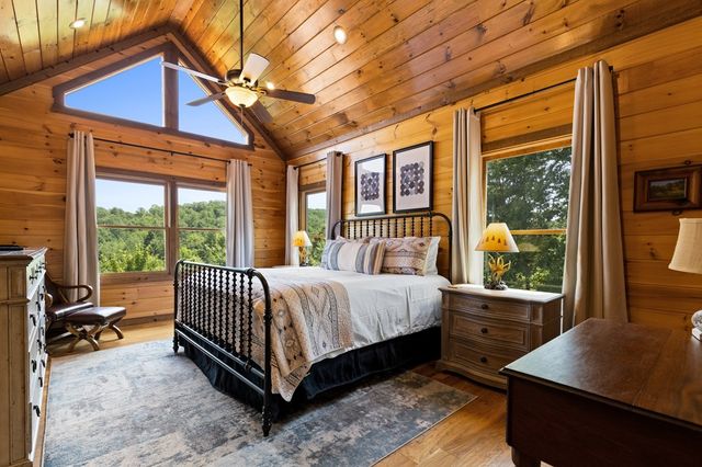 98 Shalom Lane, Blue Ridge, GA 30513