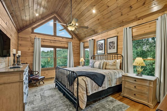 98 Shalom Lane, Blue Ridge, GA 30513