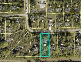 3219 47th ST W, Lehigh Acres, FL 33971