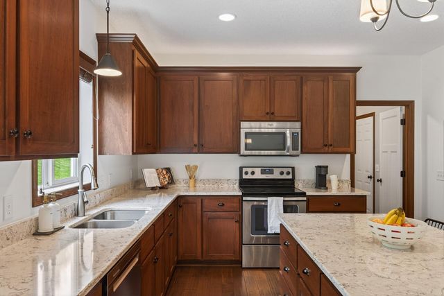 8309 132nd Lane W, Savage, MN 55378