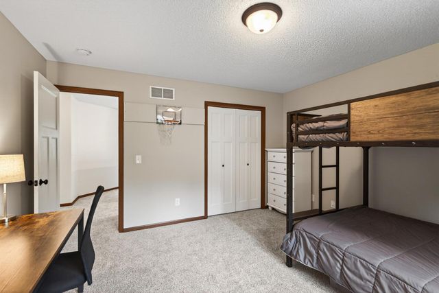 8309 132nd Lane W, Savage, MN 55378