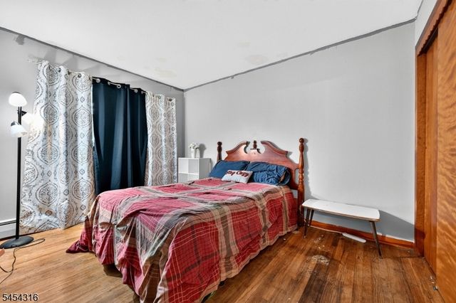 20 Thompson Ave, Woodbridge Twp., NJ 08863