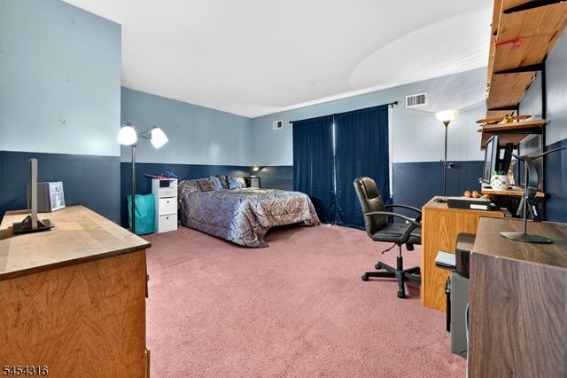 20 Thompson Ave, Woodbridge Twp., NJ 08863
