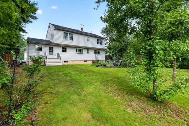 20 Thompson Ave, Woodbridge Twp., NJ 08863